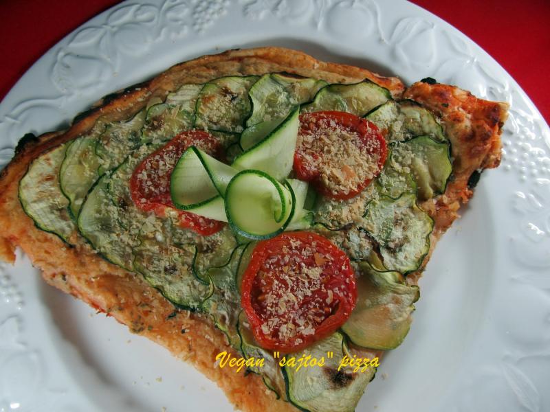 Vegan "sajtos" pizza